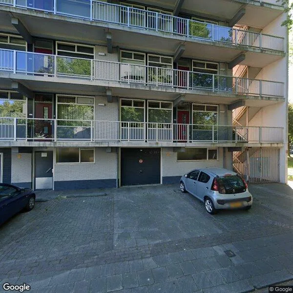 Straatbeeld van Rijnstraat 83, 5215EA Den Bosch