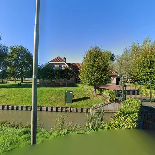 Straatbeeld van Rijskade 13, 2641NA Pijnacker