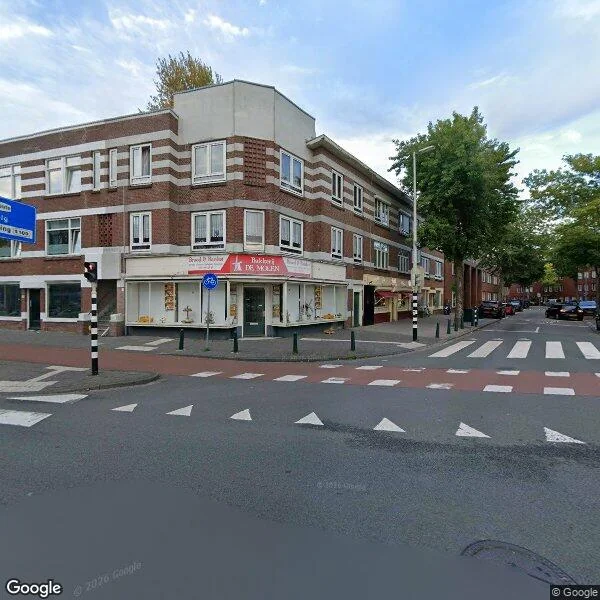 Straatbeeld van Rijswijkseweg 388, 2516HN Den Haag