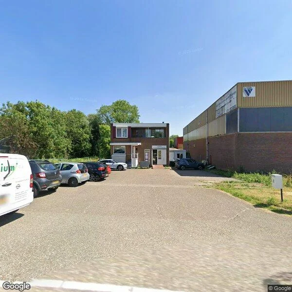 Straatbeeld van Ringdijk 8, 3332LD Zwijndrecht