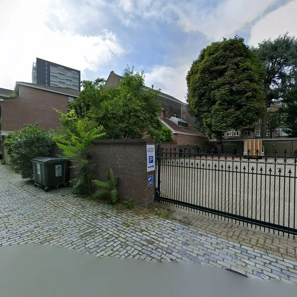 Straatbeeld van Rivierstraat 184, 3016CH Rotterdam