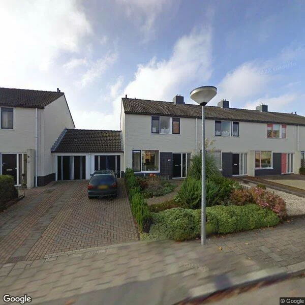 Straatbeeld van Robbeplaat 16, 9931CS Delfzijl