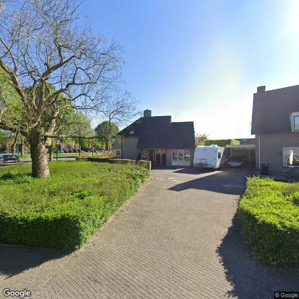 Straatbeeld van Roemer Visscherstraat 1, 4942DG Raamsdonksveer
