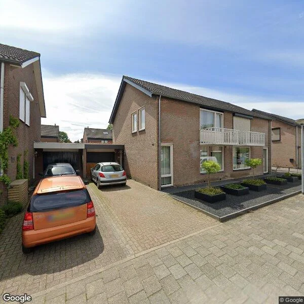 Straatbeeld van Roggelstraat 8, 6004KG Weert