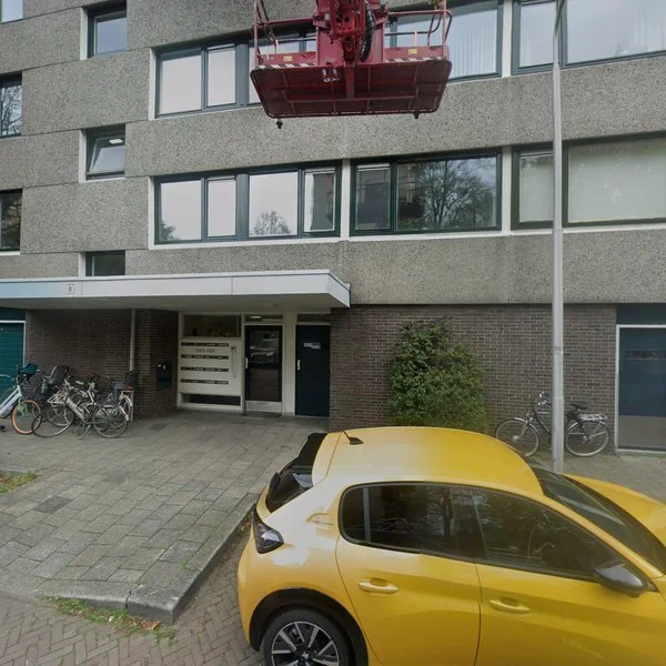 Straatbeeld van Roland Holstlaan 1133, 2624KN Delft