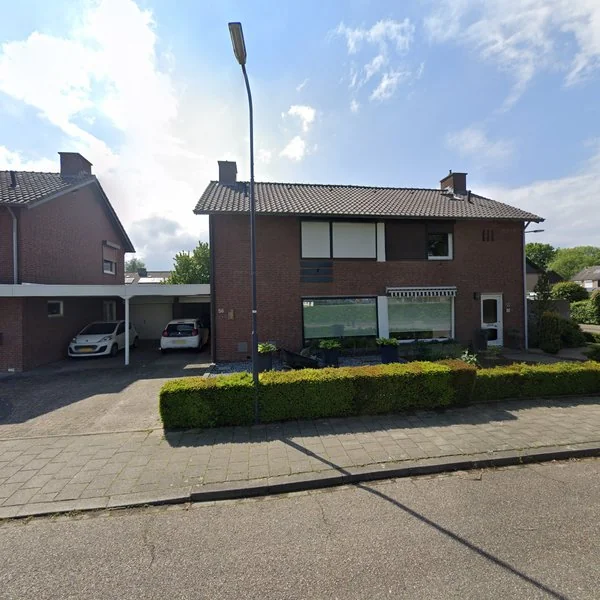 Straatbeeld van Rolandsweg 56, 6136BW Sittard