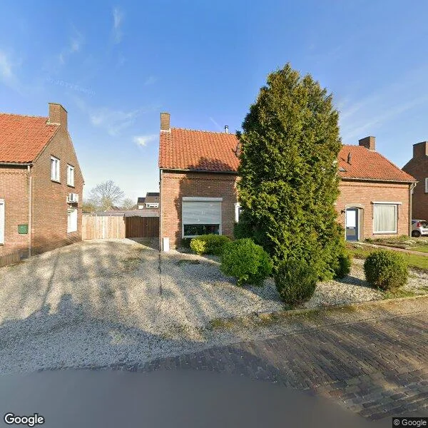 Straatbeeld van Rondestraat 34, 5352LK Deursen-Dennenburg