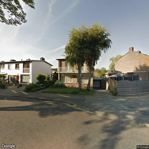 Straatbeeld van Röntgenstraat 4, 6412VH Heerlen