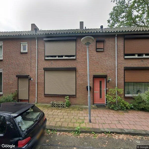 Straatbeeld van Roodborstweg 2, 5915BL Venlo