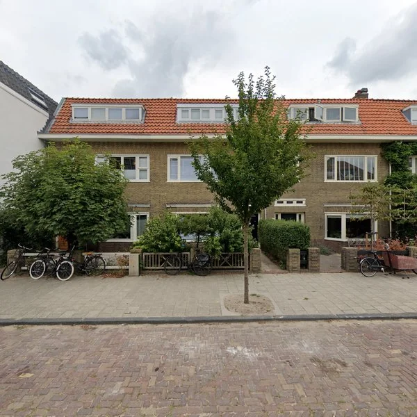 Straatbeeld van Roodenburgerstraat 14, 2313HK Leiden