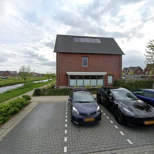 Straatbeeld van Roodlof 19, 2371KC Roelofarendsveen