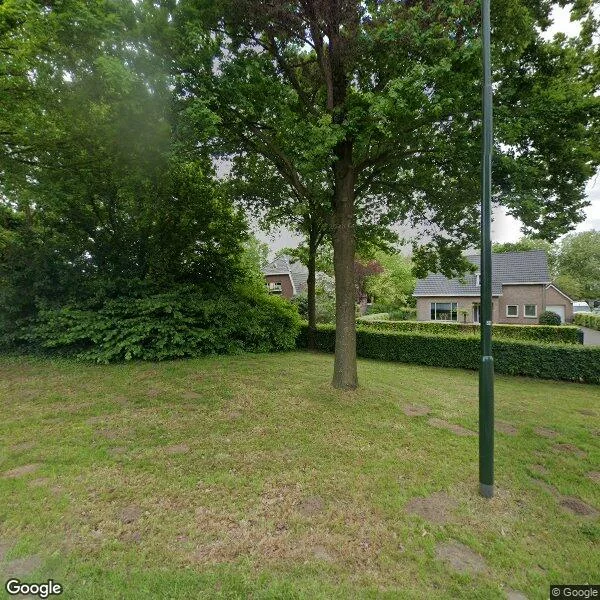Straatbeeld van Rooiseweg 9, 5481SJ Schijndel
