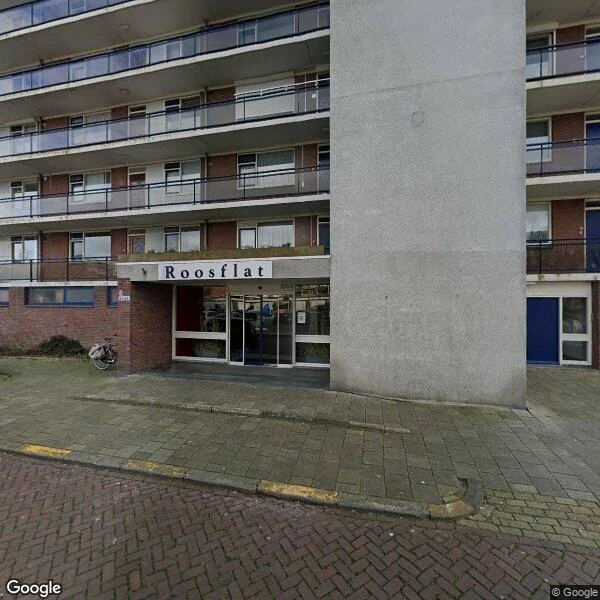 Straatbeeld van Roosstraat 100, 3333SM Zwijndrecht