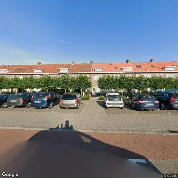 Straatbeeld van Roostenlaan 122, 5644GJ Eindhoven
