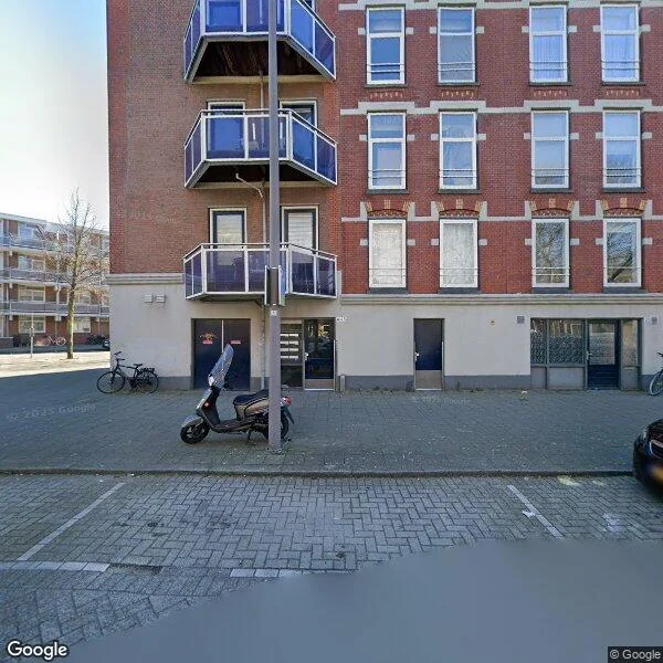 Straatbeeld van Rose-Spoorstraat 16, 3071EP Rotterdam