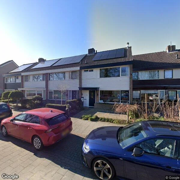 Straatbeeld van Rozenlaan 53, 1702TG Heerhugowaard