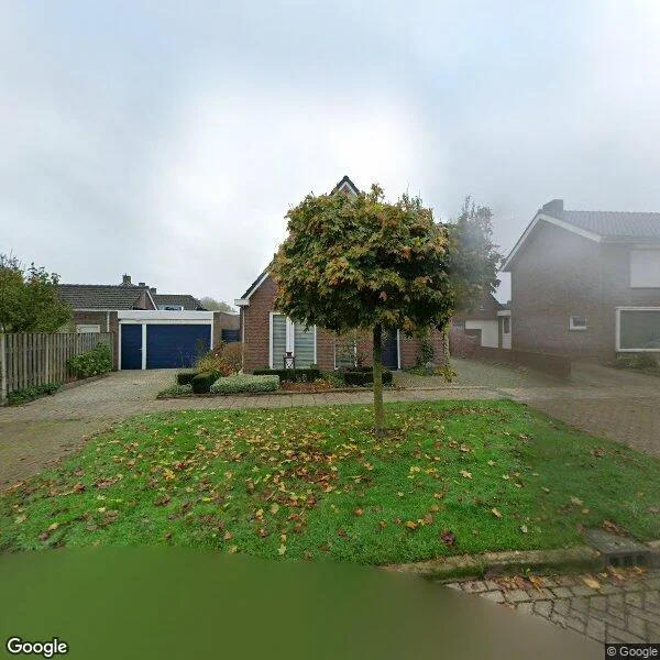 Straatbeeld van Rozenstraat 4, 6021BA Budel