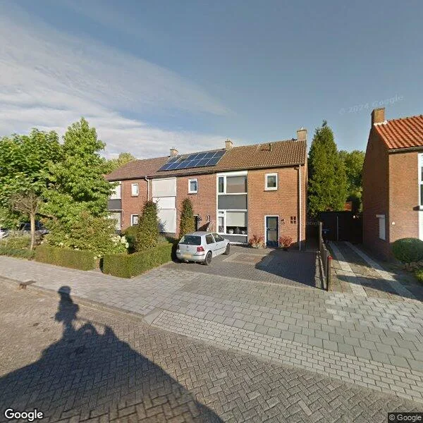 Straatbeeld van Rozenstraat 59, 4261CE Wijk en Aalburg