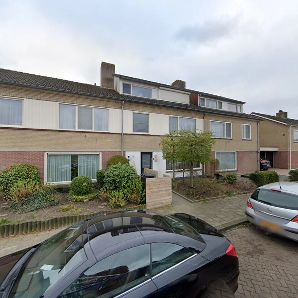 Straatbeeld van Ruimtevaartstraat 28, 5175BK Loon op Zand