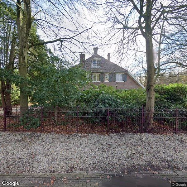 Straatbeeld van Rutgers van Rozenburglaan 1, 3744MC Baarn