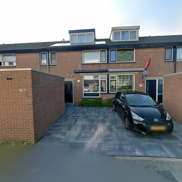 Straatbeeld van Sandenburg 19, 3328EA Dordrecht