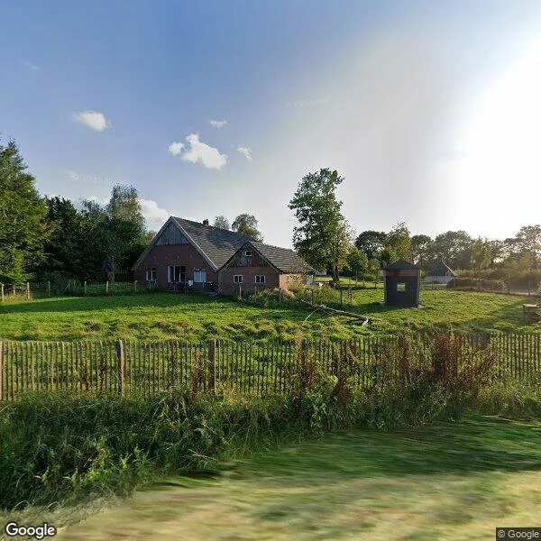 Straatbeeld van Schalmedenweg 17, 7559RB Hengelo