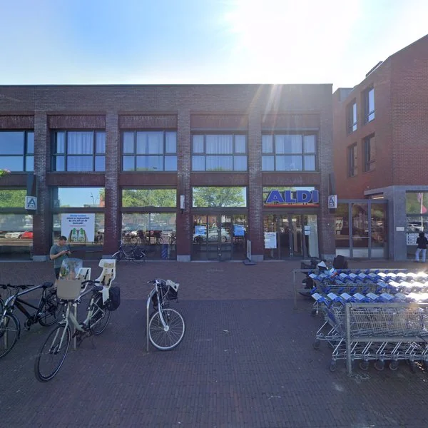 Straatbeeld van Schans 119, 8254KP Dronten