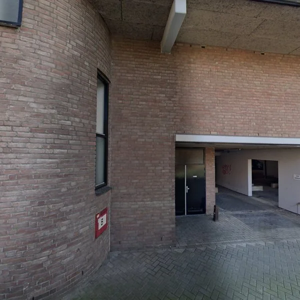 Straatbeeld van Scheepmakerskade 32, 3011VX Rotterdam