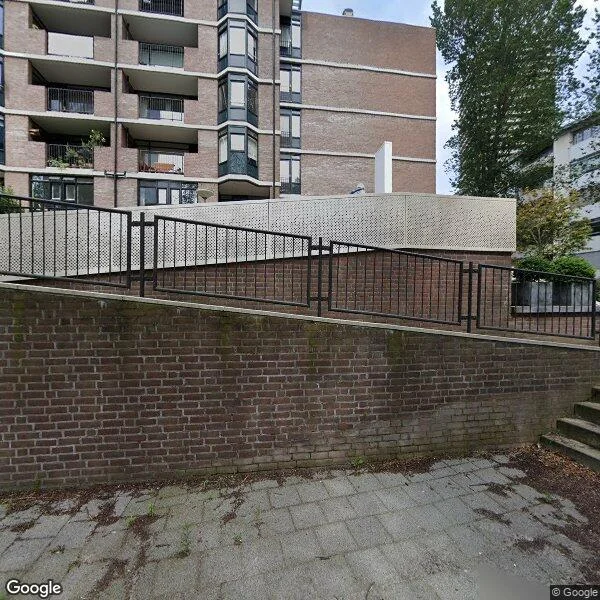 Straatbeeld van Scheepmakerskade 9, 3011VX Rotterdam