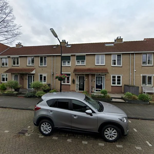 Straatbeeld van Scheerderij 76, 3142JC Maassluis