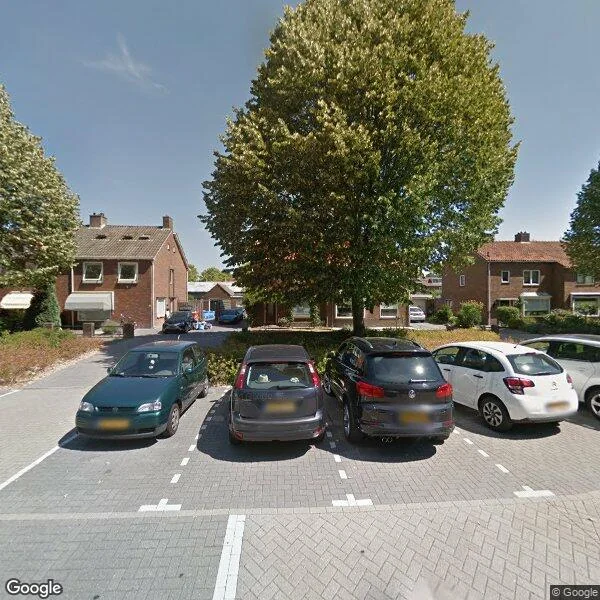 Straatbeeld van Scheeringlaan 7, 4001WH Tiel