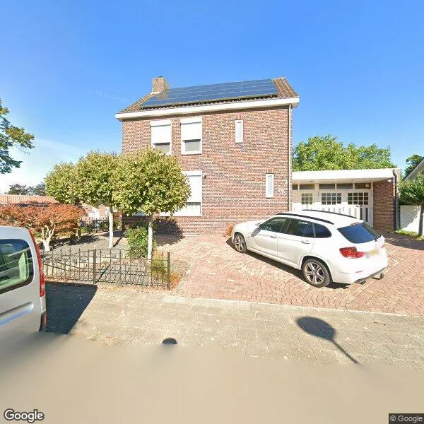 Straatbeeld van Schepenbank 53, 6081DC Haelen