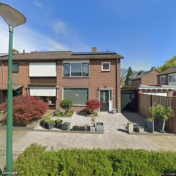 Straatbeeld van Schimmelpenninckstraat 1, 5361CC Grave