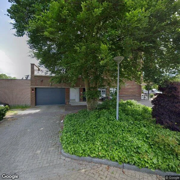 Straatbeeld van Schoolstraat 1, 8181CV Heerde