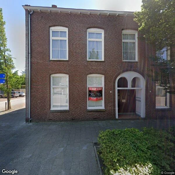 Straatbeeld van Schoolstraat 2, 4513AR Hoofdplaat