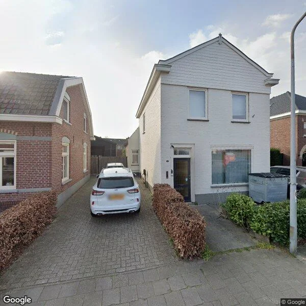 Straatbeeld van Schoolstraat 22, 5066EE Moergestel