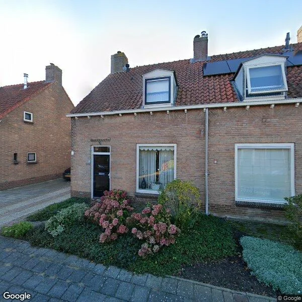 Straatbeeld van Schoolstraat 28, 4254AL Sleeuwijk