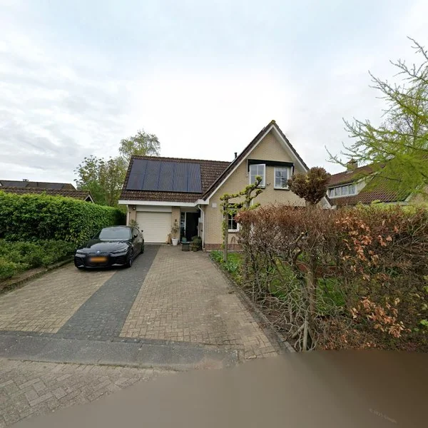 Straatbeeld van Schoolstraat 2a, 3218AS Heenvliet
