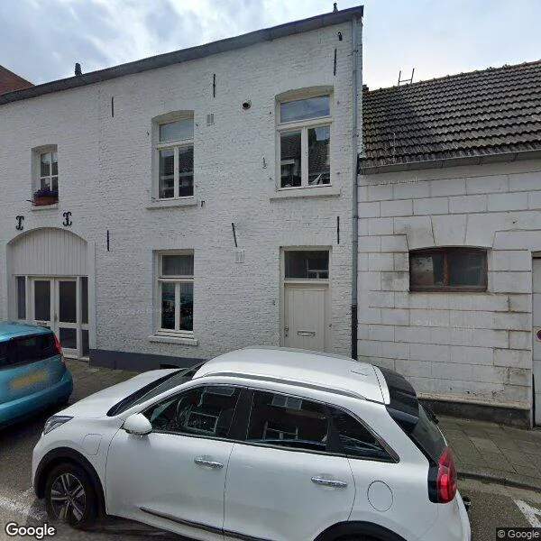 Straatbeeld van Schoolstraat 2A, 6041GV Roermond