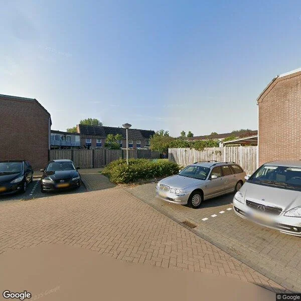 Straatbeeld van Schoolwerf 81, 1354JH Almere