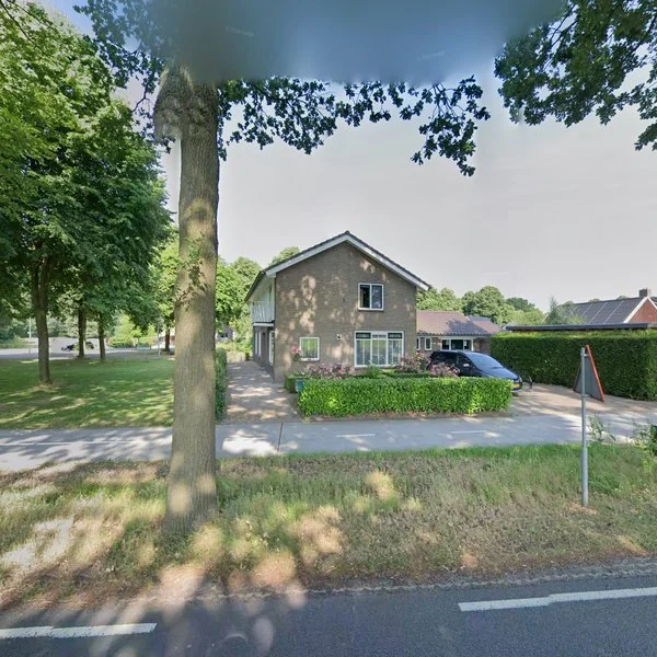 Straatbeeld van Schoonloërweg 16, 9442PL Elp