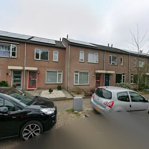 Straatbeeld van Schoonstraat 81, 5384AM Heesch