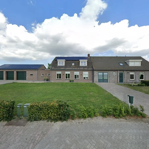 Straatbeeld van Schransmansdreef 7, 4911AK Den Hout