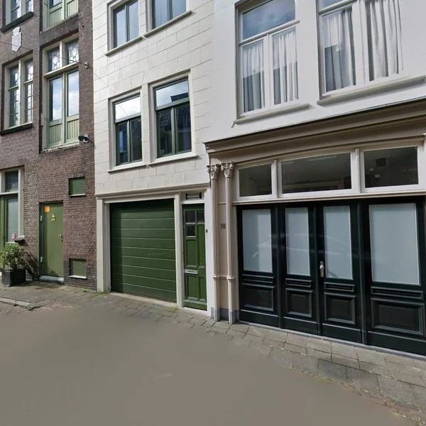 Straatbeeld van Schrijversstraat 8, 3311BP Dordrecht