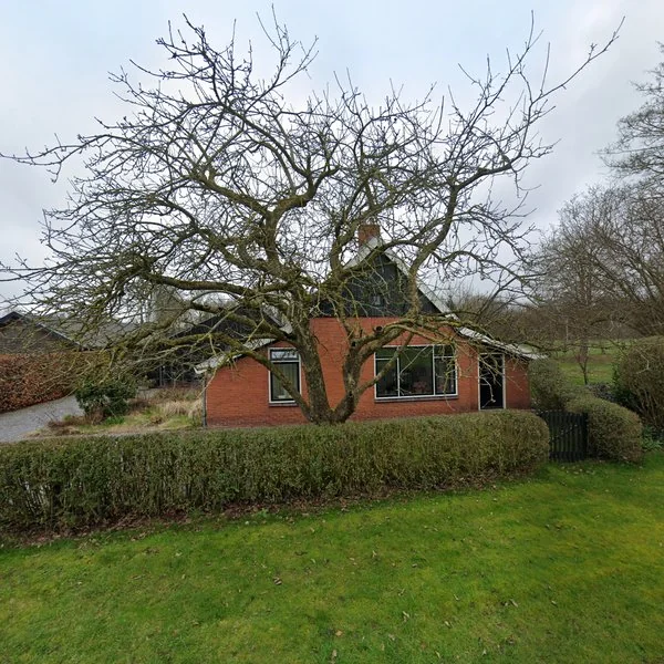 Straatbeeld van Schutsweg 50, 9475PL Midlaren