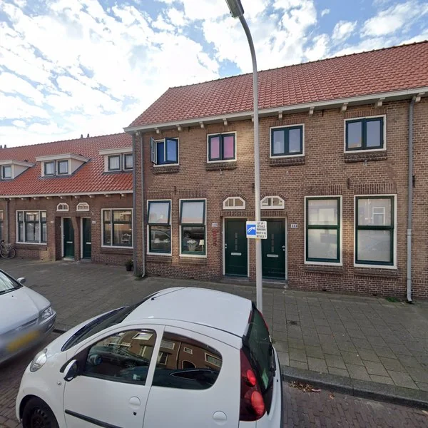 Straatbeeld van Secretaris Varkevisserstraat 135, 2225KZ Katwijk
