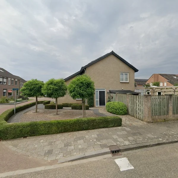 Straatbeeld van Sef van Megenlaan 8, 5872AW Broekhuizen
