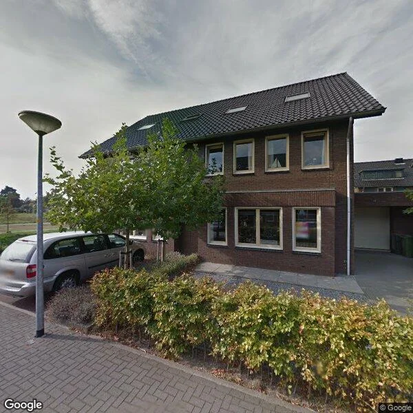 Straatbeeld van Seoellaan 15, 2152KK Nieuw-Vennep