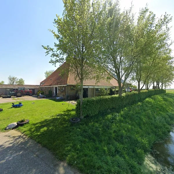 Straatbeeld van Sierdsmaweg 18, 8762PL Hieslum