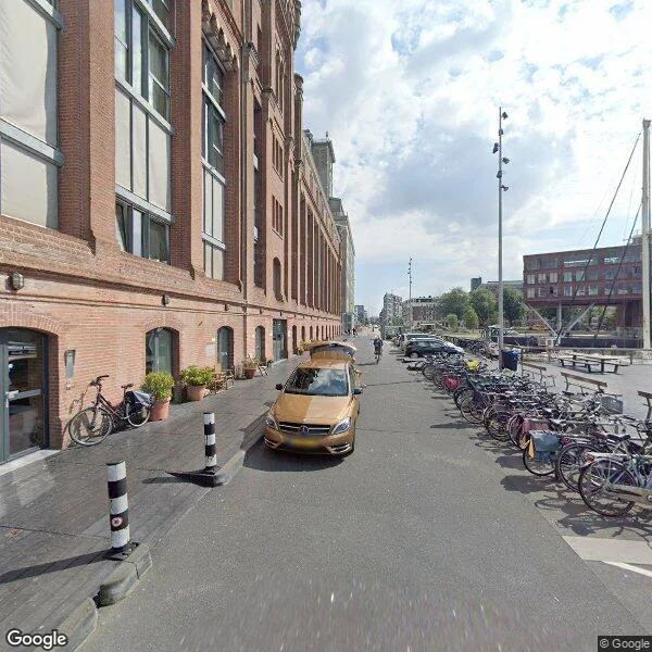 Straatbeeld van Silodam 29, 1013AL Amsterdam
